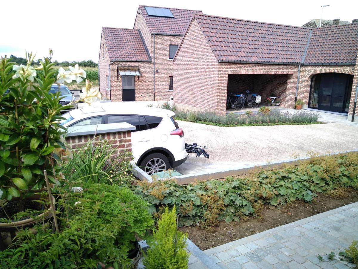 Vakantiewoning Mierzicht Met Prive Wellness Haspengouw Boekhout Εξωτερικό φωτογραφία